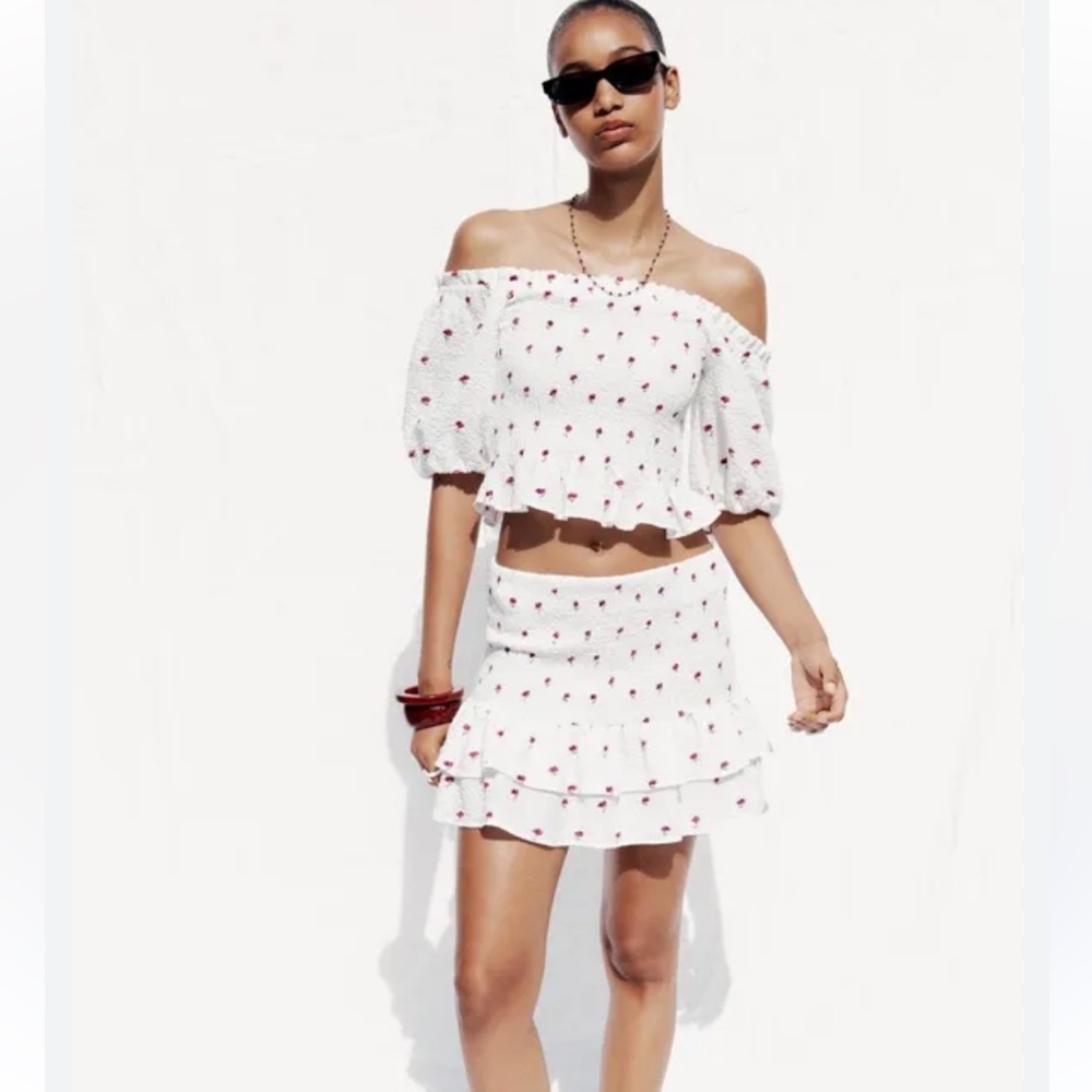 ZARA SET! White Floral Ruffle Top and Skirt! NWOT